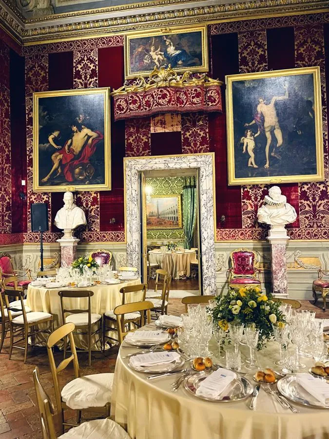 Sala dei Velluti, Palazzo Doria Piazza del Collegio Romano 2 Roma — Raffaele De Luca event manager