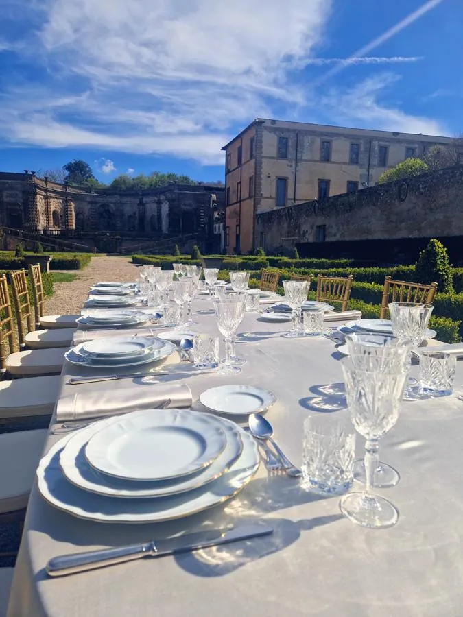 Set up di preparazione, Villa Mondragone Via Frascati 51 Monte Porzio Catone Roma — Raffaele De Luca